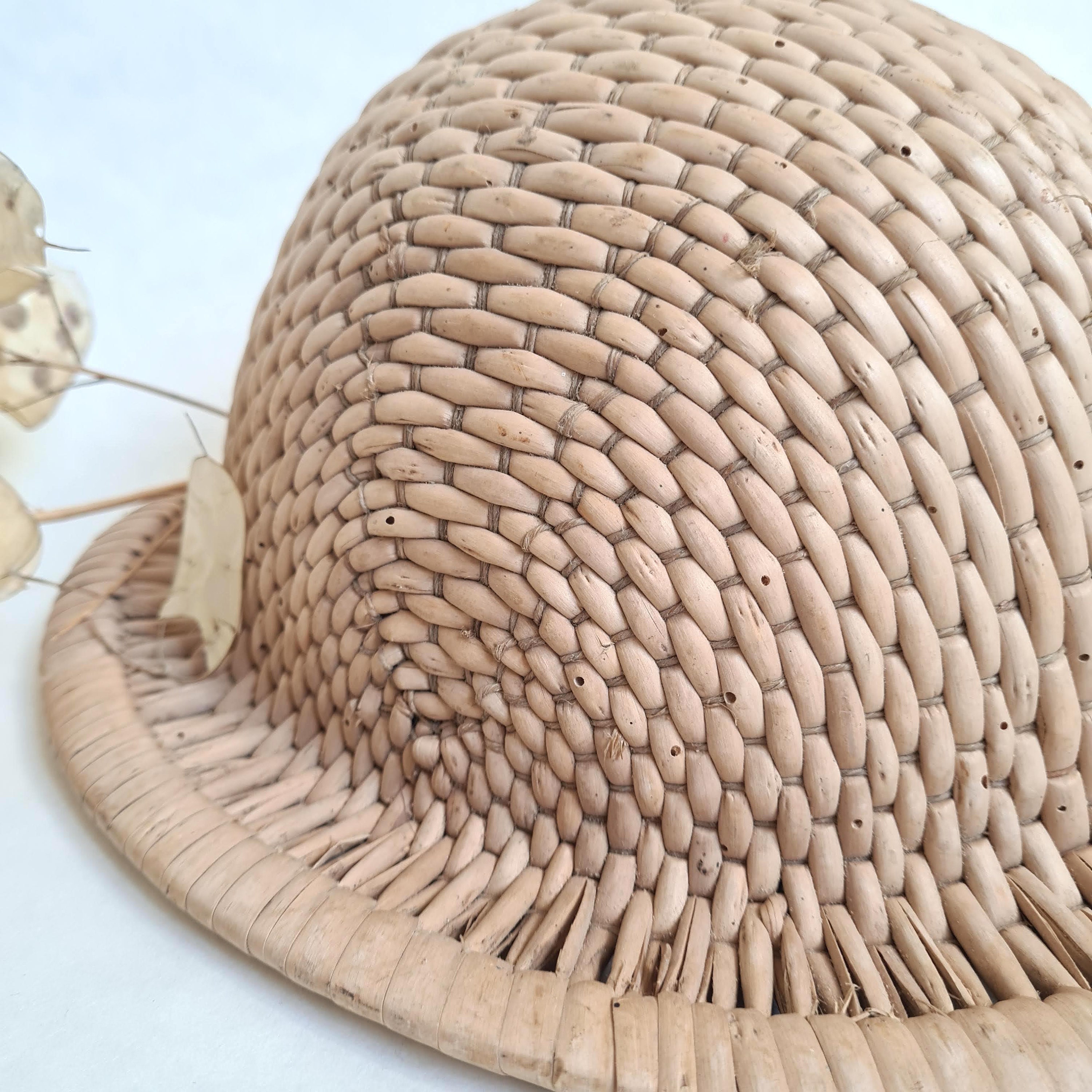 Vintage Hat Hard Wicker/indonesian Asia Asian/handmade  display picture 2