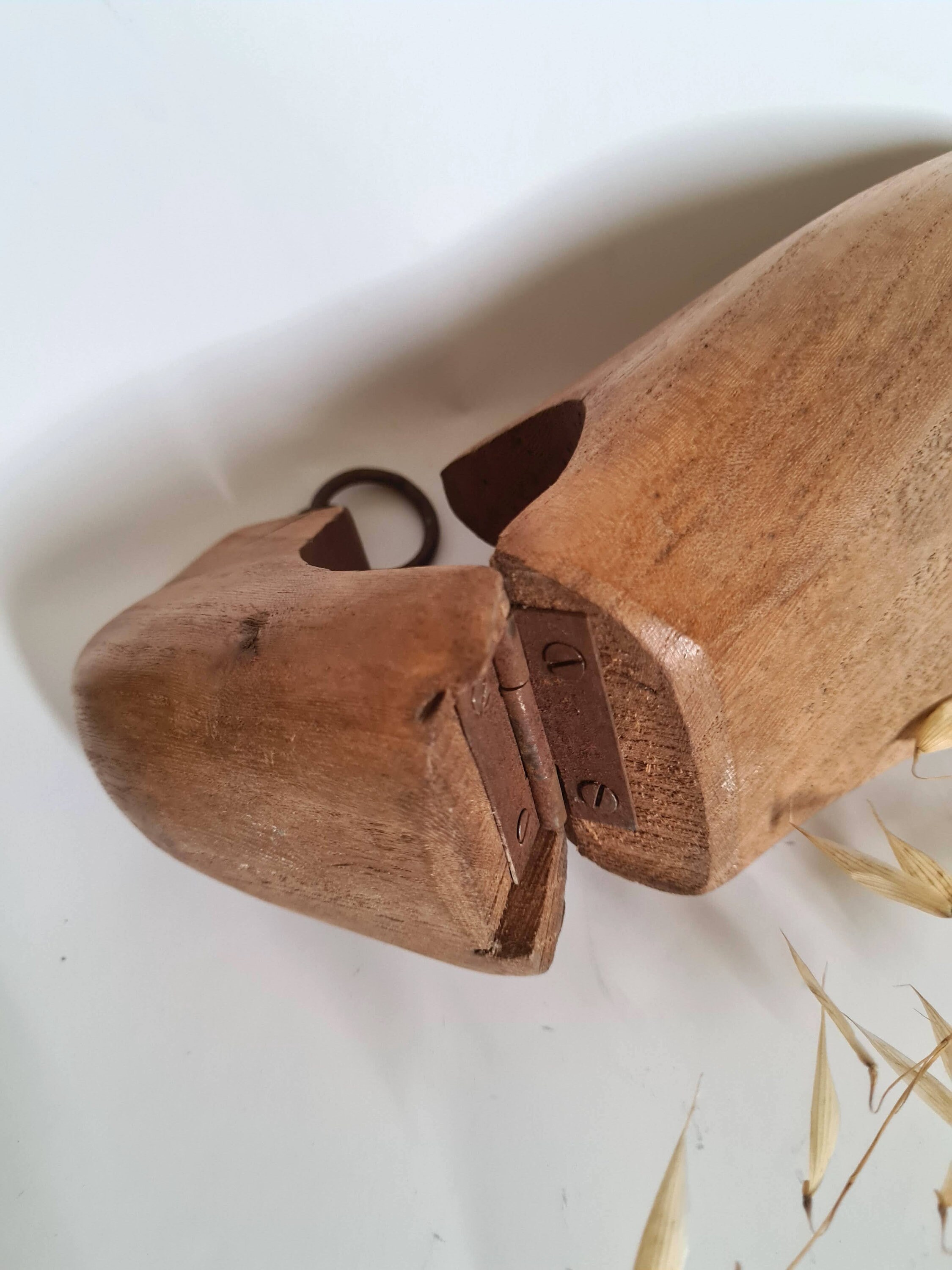 ANCIENNE FORMES DE bois pour chaussures embauchoirs outil de cordonnier