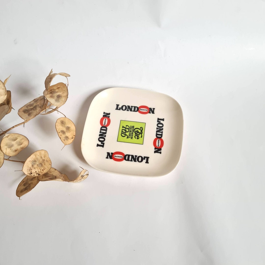 Vintage Ashtray London Tavern Sir Winston Churchill Bar Brasserie Pub