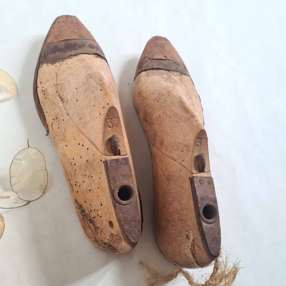 Vintage solid wood metal leather shoe tree size 3… - image 10