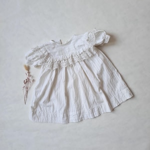 Vintage baby girl child dress/handmade sewn white cotton/crochet lace/baptism ceremony outfit/rétro 40s-50s/elegant chic/celebration birth