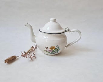 Vintage enamelled teapot/Iris Bourdonnais collection/white blue/floral flower pattern/old French farm/country chic/boho decoration decor