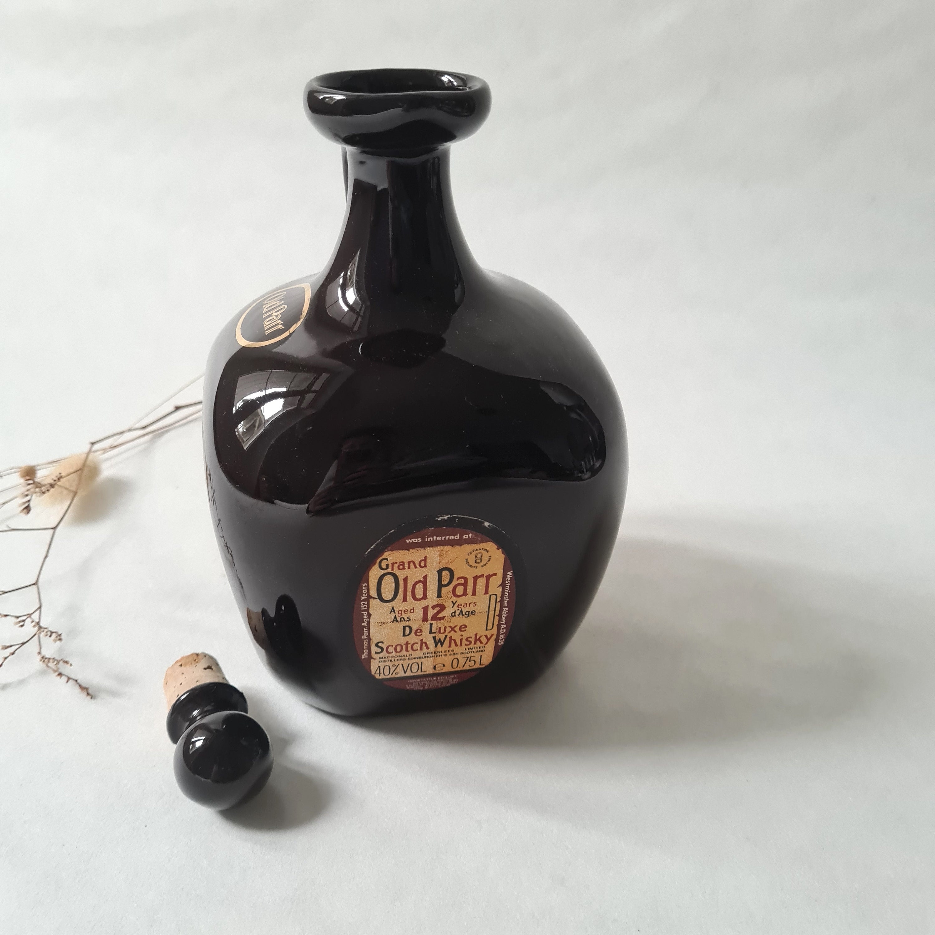 Vintage Grand Old Parr De Luxe Scotch Whiskey/jar Bottle Jug