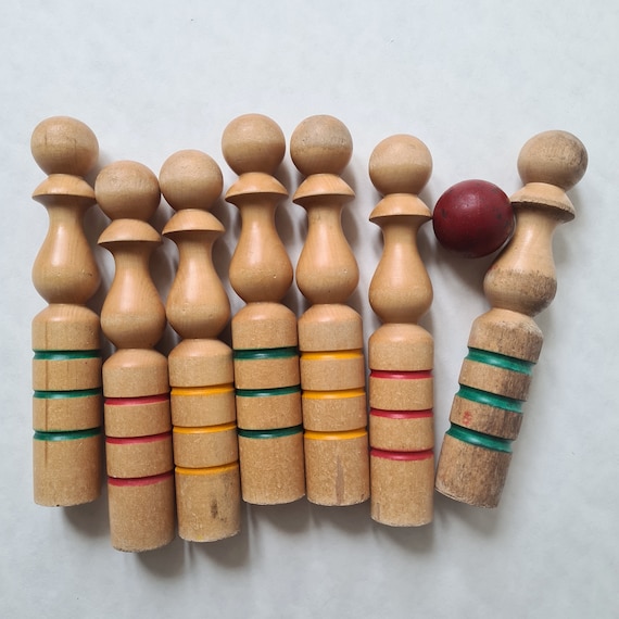 Jeu De Quilles Ancien En Bois Tourné - 7 Quilles + Boule - XIXe-XXe Siècle