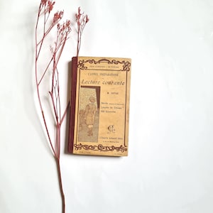 Vintage book Year Preparatory Of Current Reading/M. Guyau/Moral and instructive stories/object lessons/300 engravings/Armand Colin 1904