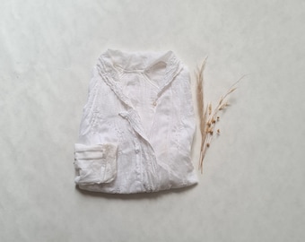 Vintage chemisier chemise blouse/coton mousseline/dentelle fine/boutonnée manches longues/légère antique fait main/vêtement ancien français