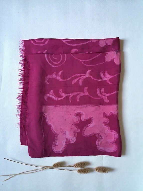 Vintage silk scarf fuchsia pink fashion accessory