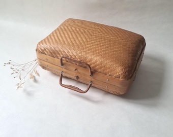 Vintage wicker rattan wood suitcase/trunk/briefcase/basket/boho style/storage decoration decor/vintage retro/1960s-70s/handmade crafted