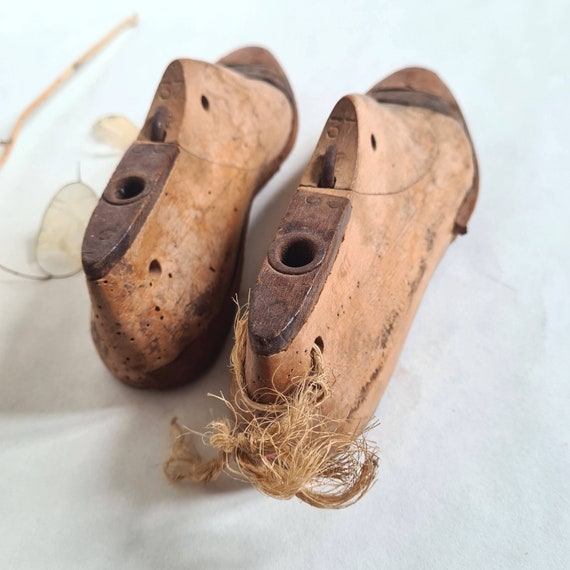 Vintage solid wood metal leather shoe tree size 3… - image 6