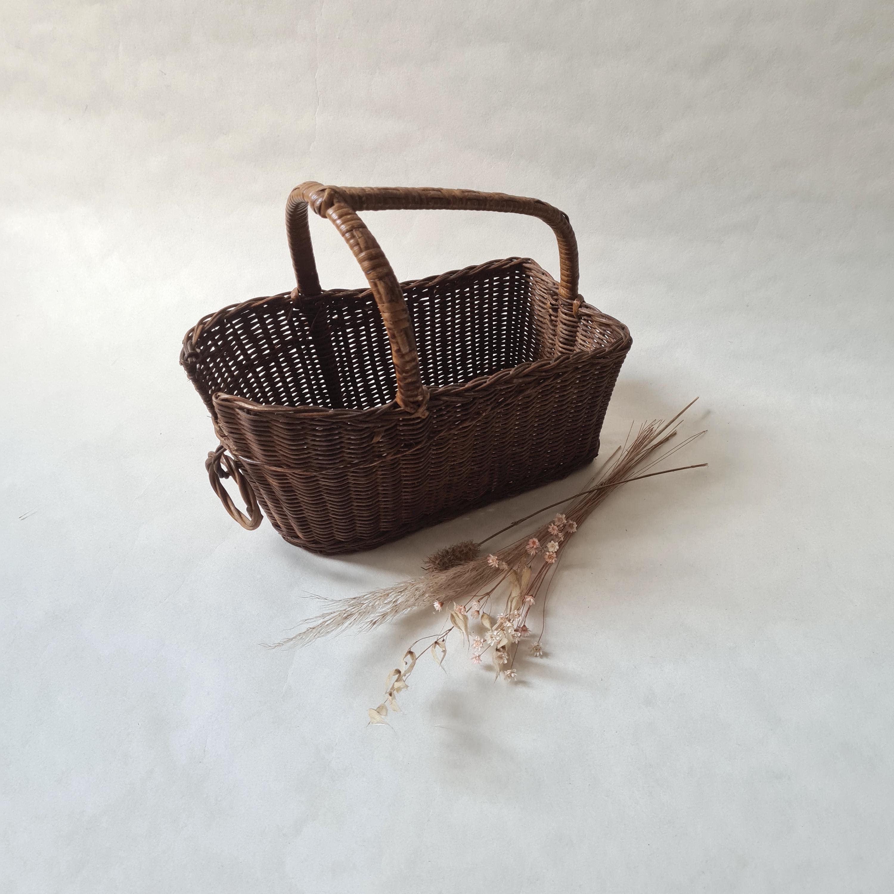 Vintage Bottle Holder Rack/natural Rattan Wicker/handwoven/basket