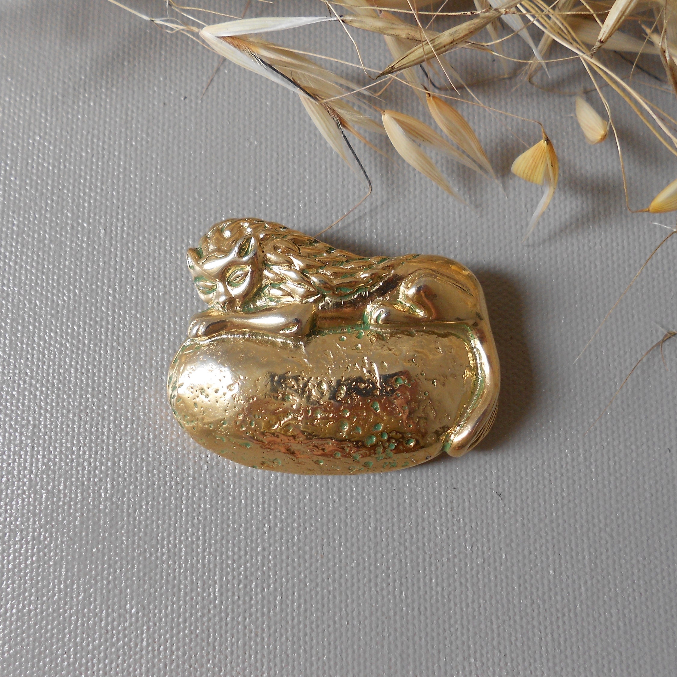 France, 1960-1980 /vintage Lion Brooch With White Rhinestone