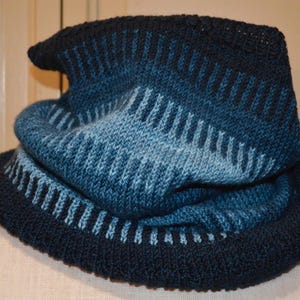 Variegated Blue Cowl