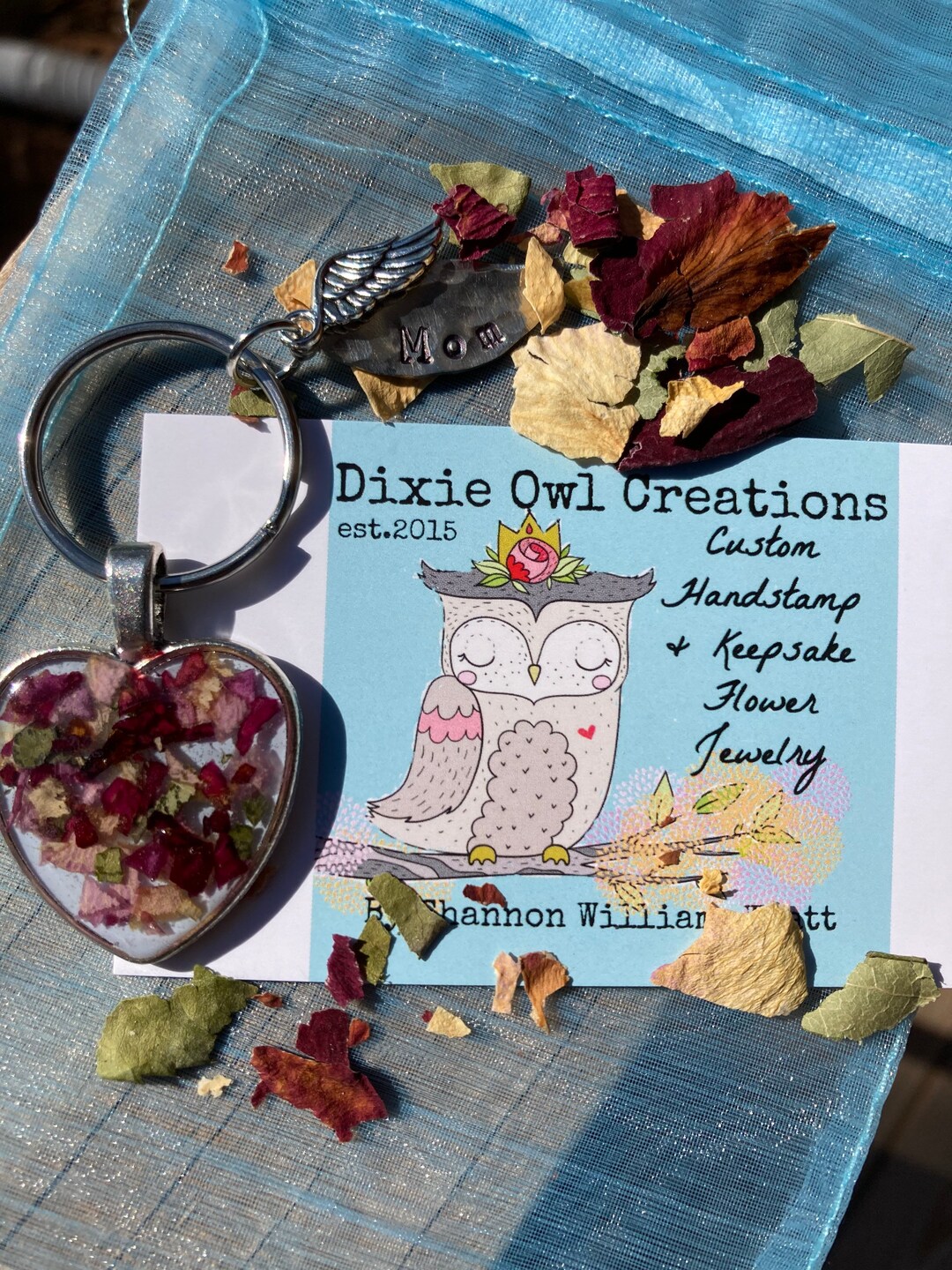 Funeral Flower Keepsake Keychain Round Heart Pendant Necklace or Keychain, Funeral Flowers