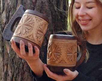 Groomsman wooden gift Personalized carved beer mug Dad Husband Brother gift Wedding Custom engraved beer stein gift for him wooden tankard