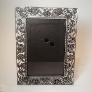Silver Tone Metal Filigree 4x6 Photo Frame Roses Flowers