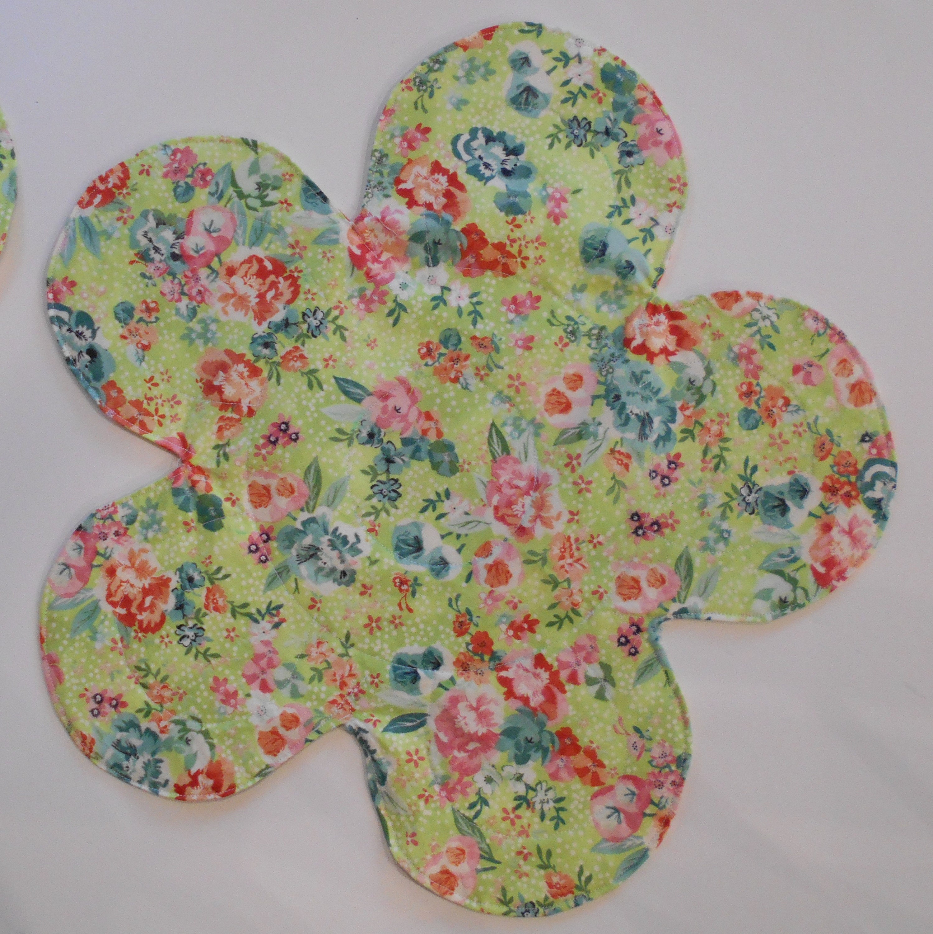 How to Make Fabric Flower Shaped Placemats Doilies Etsy