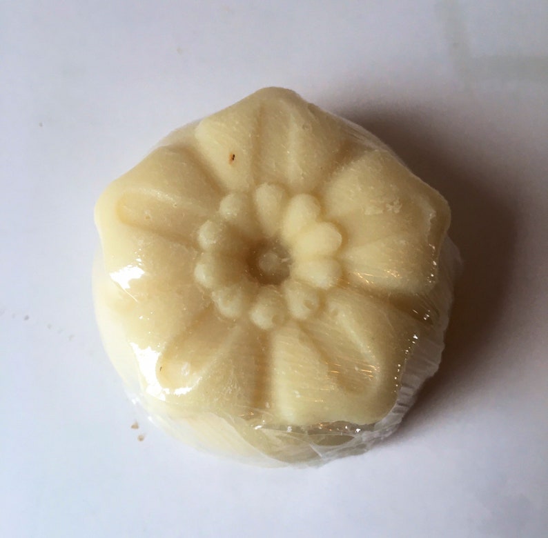 Organic Shampoo Bar image 1