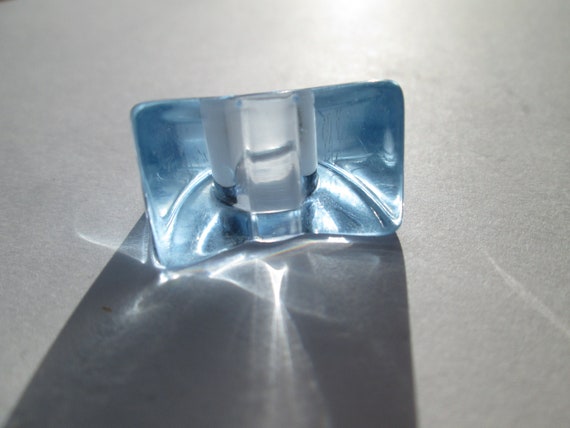 Adorable Vintage Statement Ring Translucent Pale … - image 5