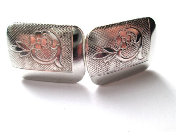 Vintage Classic Engraved Floral Scroll Textured C… - image 1