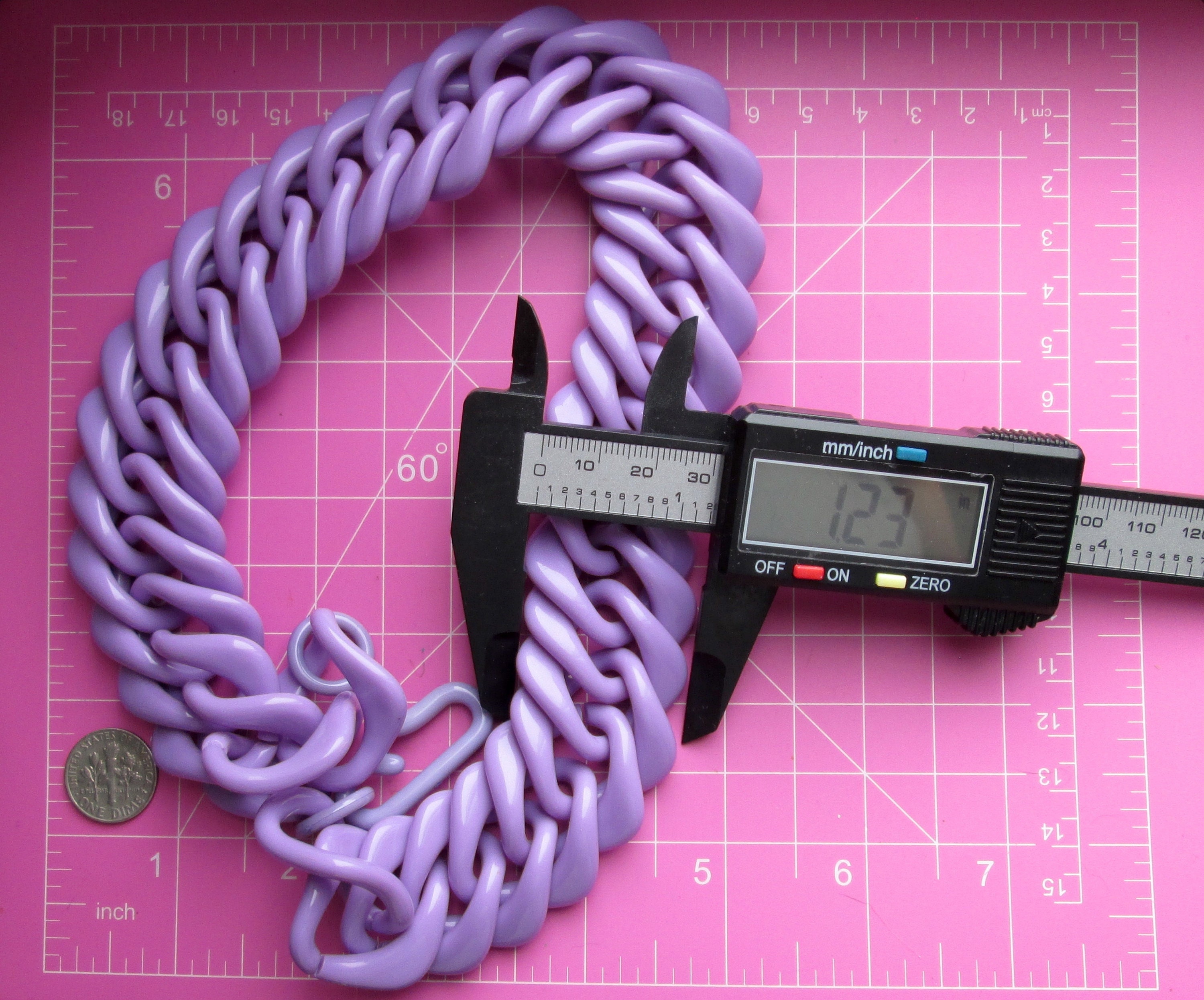 Fun Vintage Necklace Light Purple Squared Plastic Chain 19