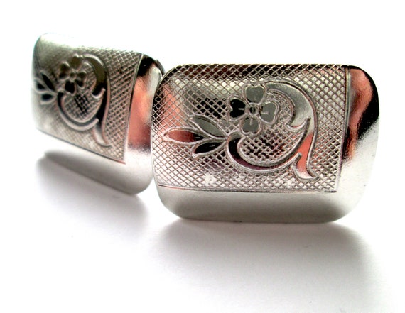 Vintage Classic Engraved Floral Scroll Textured C… - image 2