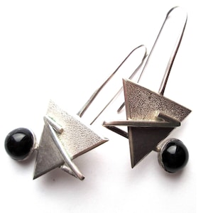 Fabulous Vintage Statement Earrings Stamped SCC 930 Argentium Sterling Silver 12.5g Bold Modernist 80&#39;s Black Cabochons Triangular Zig Zag