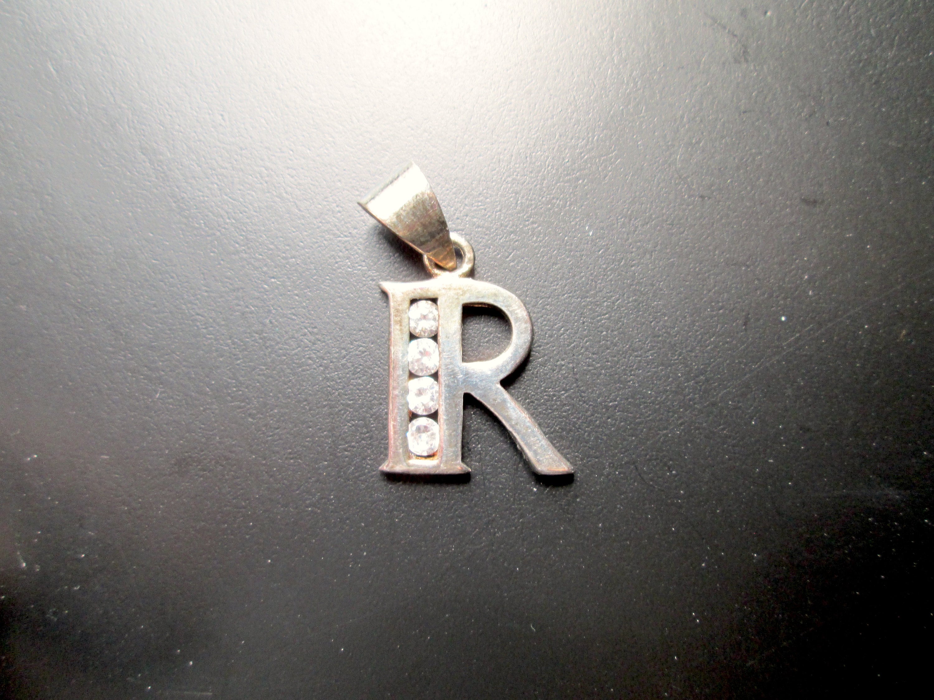 Pendentif Argent Massif 925 Lettre R Avec Zirconium - Vintage Occasion