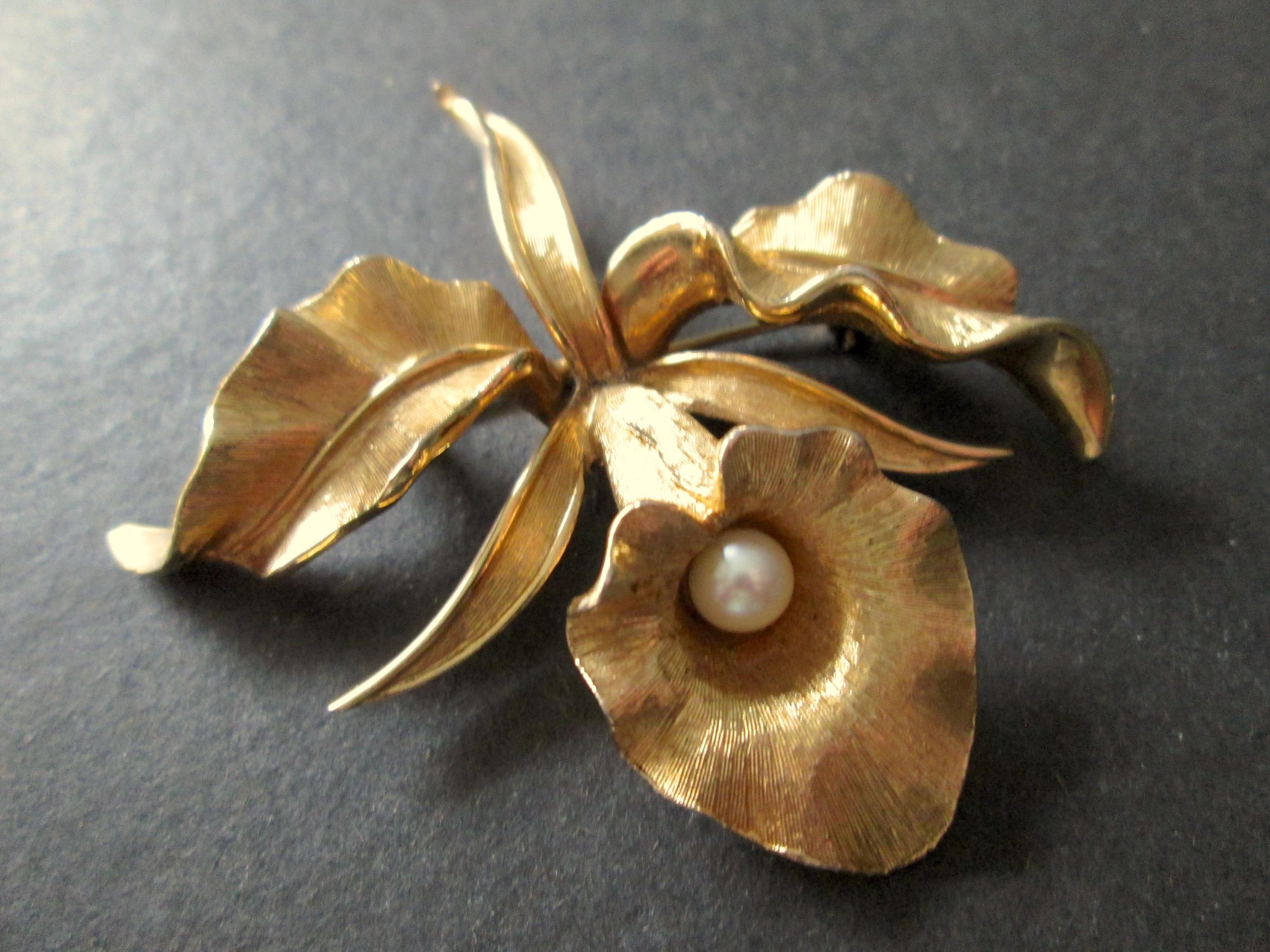 【希少】BOUCHER ブーシェ ブローチ フェイクパール ゴールド 希少】BOUCHER ブーシェ ブローチ フェイクパール ゴールド