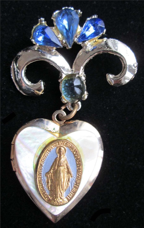 Vintage Locket Dangle Heart Virgin Mary Bright Sap