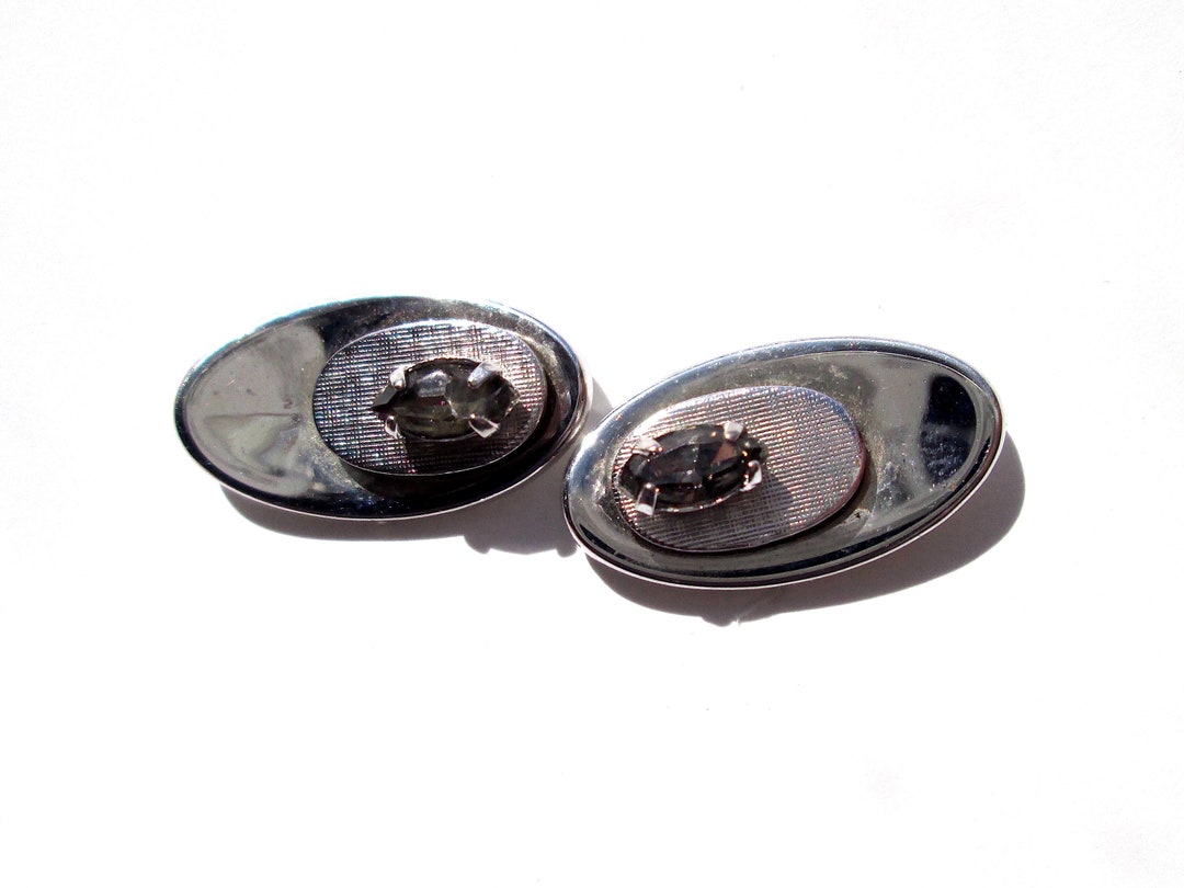 Boutons De Manchette Anciens En Argenté - Marque Shields, Référence 121916, Occasion
