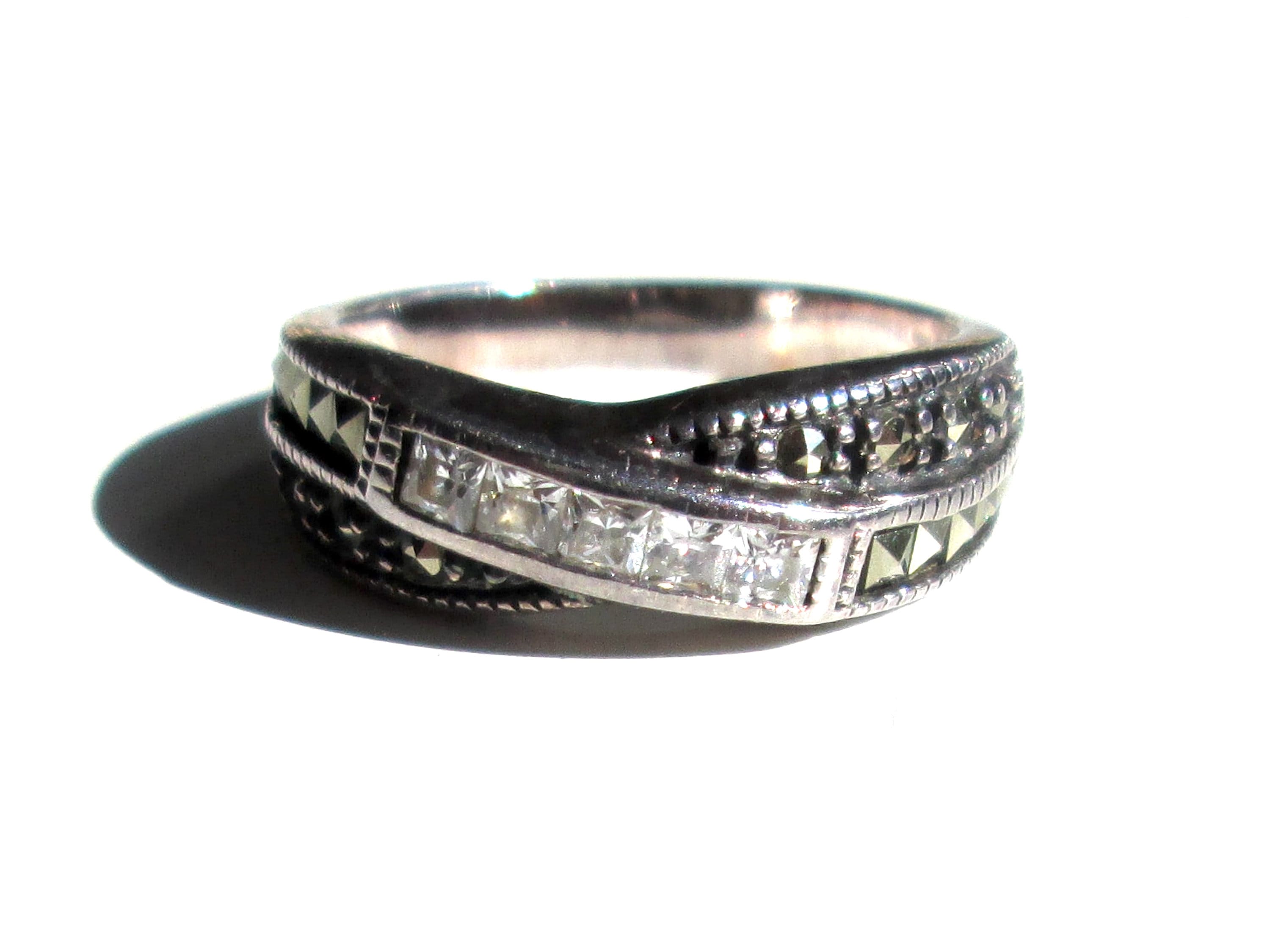 Wonderful Vintage Ring 925 Silver Stamped STERLING J J 3.3g  display picture 1