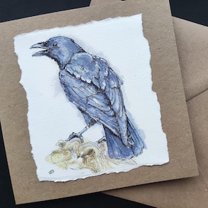 Carte de vœux faite à la main de corneille noire, carte d'oiseau sauvage sur carte artisanale brune, anniversaire pour lui, faune britannique par EdieBrae