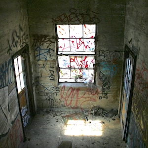 Abandoned Hallway #1