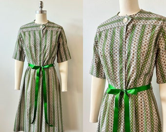 1950s Miss Smith Green Floral House Dress | 50s Striped Short Sleeve Cotton Dress | Vintage Button Down Day Dress | Size M