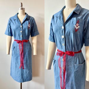 1960s Sailing Blues Chambray Shirtdress | 60s Blue Button Down Day Dress | Vintage Patch Pocket Sailor Dress | Size M