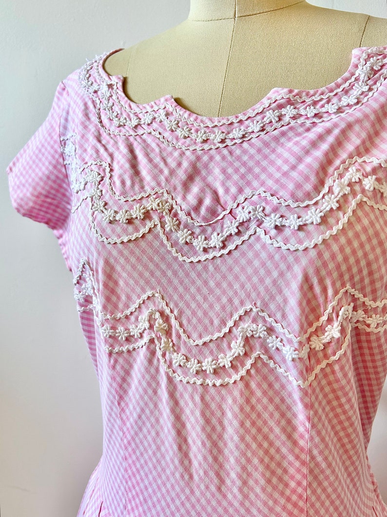 1950s Toni Todd Bubblegum Pink Gingham Dress 50s Pastel Checked Dress Vintage Fit and Flare Dress Size M image 6