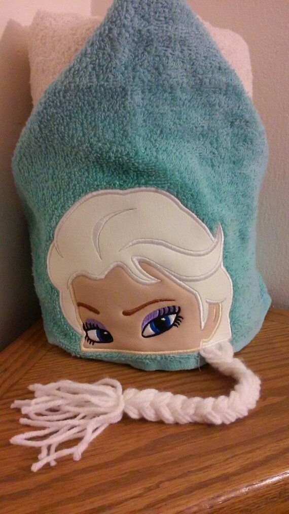 elsa hooded towel