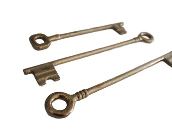 VINTAGE SOLID BRASS Set of 3 Keys