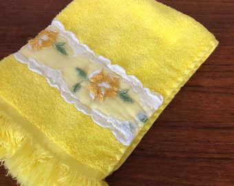 Vintage Hand Towel, Bright Yellow Velour Terry Cloth, Finger Tip Towel, Yellow With White Lace Embroidered Trim And Yellow Roses