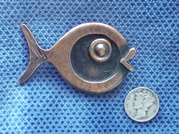 Mid Century Modern Copper Fish Pin - image 3