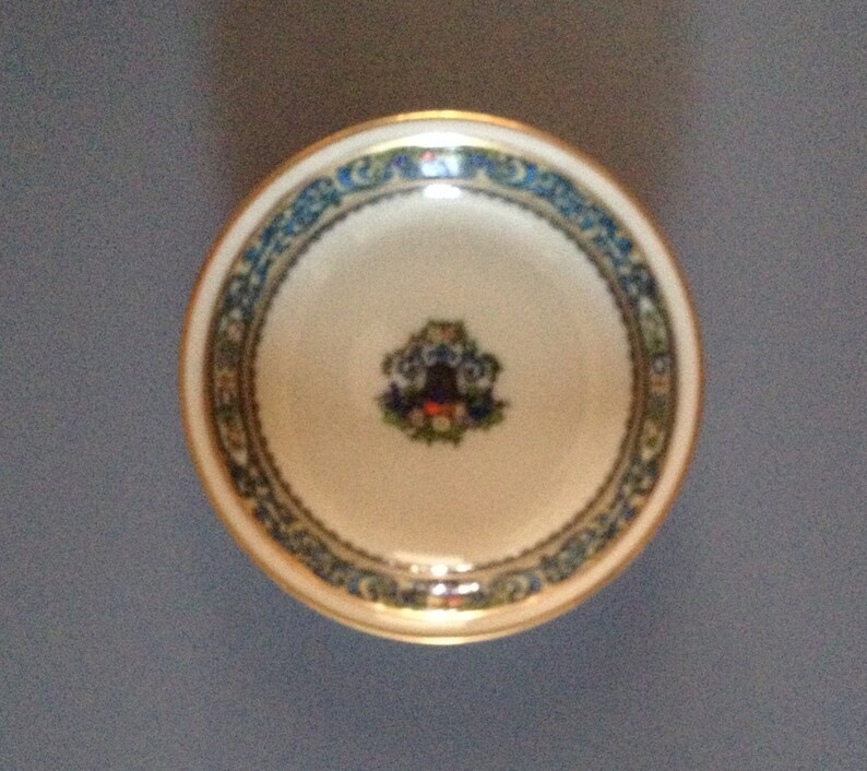 Lenox Autumn Individual Salad 5 12; As New Vintage Dessert Bowl with Design Off the Edge and Decoration on the Bottom Fruit