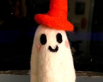 Cute Needle Felted Halloween Ghost with Orange Witch Hat, Handmade Spooky Fall Decor, Tiny Ghost Plush