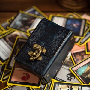 Custodia in pelle MTG 80 con una sola manica, scatola per carte, custodia per carte collezionabili, scatola in pelle, porta carte da gioco, scatola per carte mtg, blu antico, 65-45