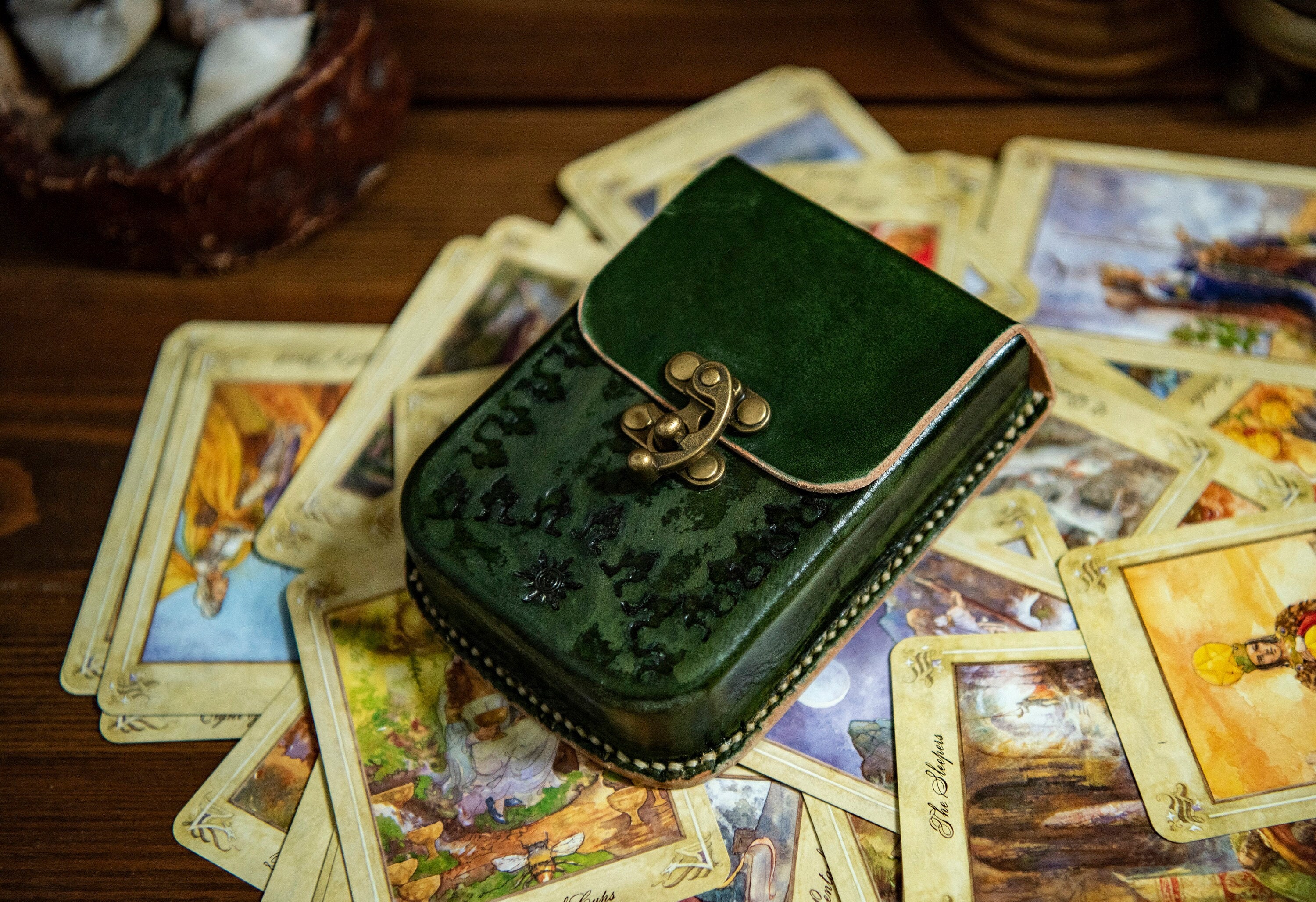 READY TO SHIP Tarot leather case, leather box/holder, oracle cards case, angel cards, wet moulded, round corners, dark green, 90mm