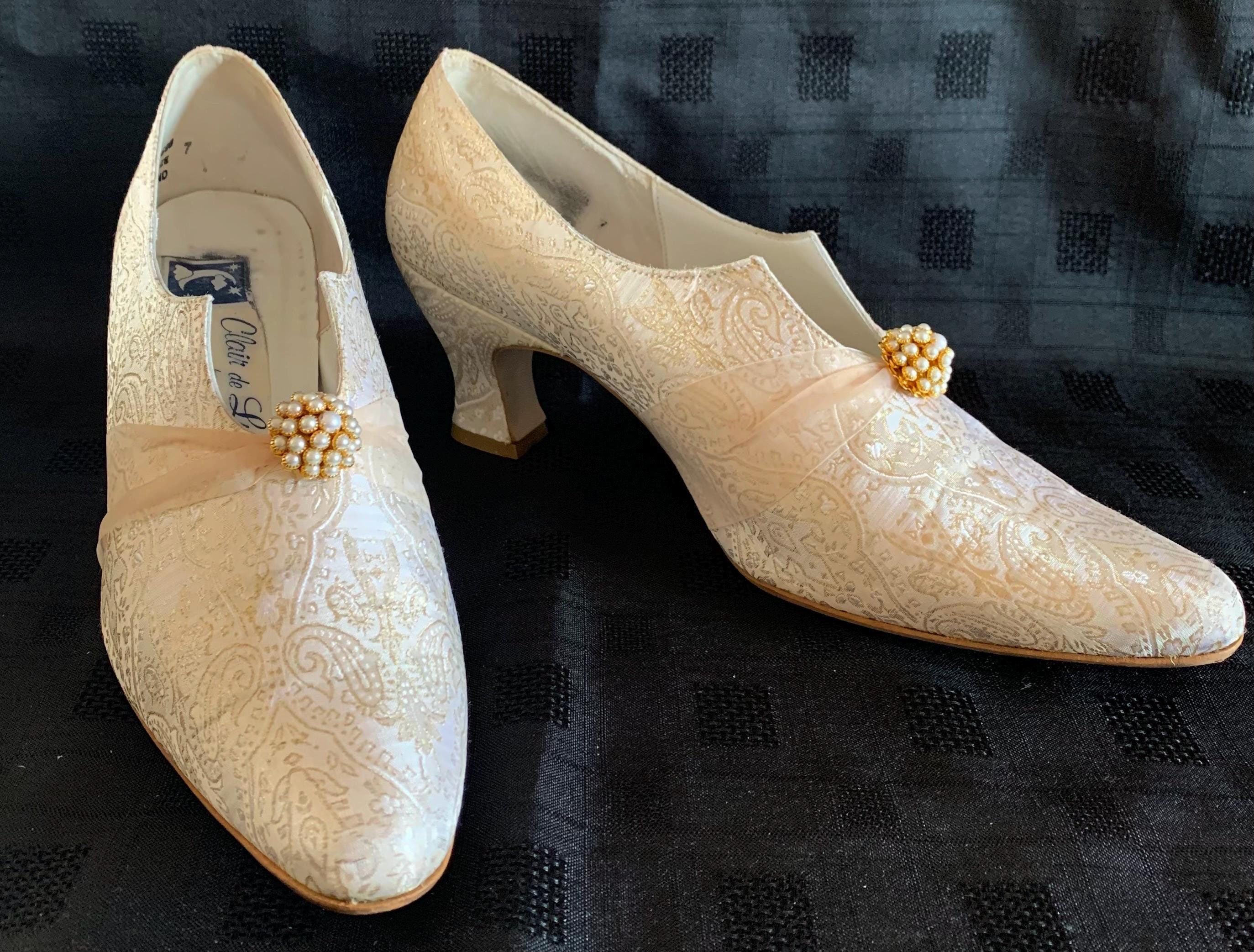 slim fit dress slacks Gold Tassel Loafers main image 1