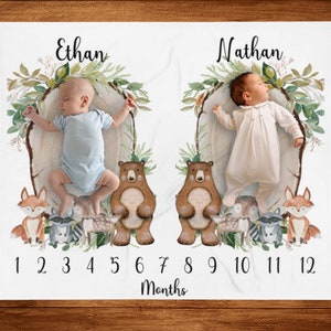 Zwillinge Woodland Meilenstein Decke, personalisierte Decke, junge Zwillinge, Zwillinge monatliches Wachstum Tracker, personalisierte Babydecke, Baby-Dusche-Geschenk