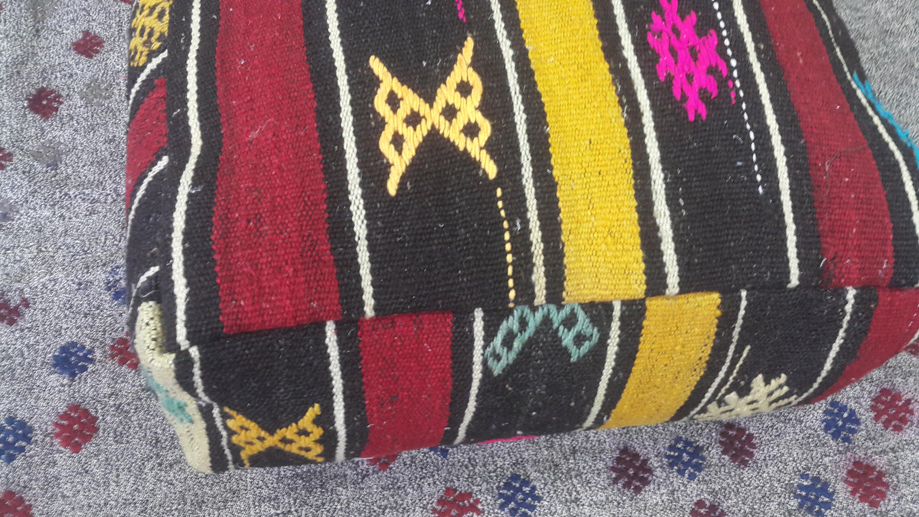 Kilim Pouf 2424 İnches Decorative Pouf Etsy