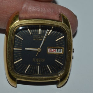 Vintage SEIKO High Beat Automatic 2409-3009 Mechanical Watch 23 Jewels Square Case Black Dial 32mm Made In Japan Circa 1972 For Parts Only