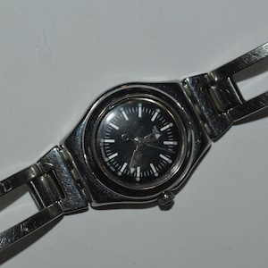 1999 Irony Swatch Watch Lady YSS112G FRIVOLE Swiss Quartz Stainless Steel Free Battery