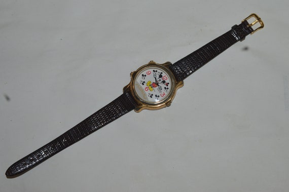 Mickey Mouse Mens Watch 33mm Lorus Musical Leather Band V422-0010 New Battery Mickey Mouse Mens Watch 33mm Lorus Musical Leather Band V422  main image 4